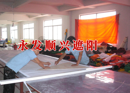 裁布车间